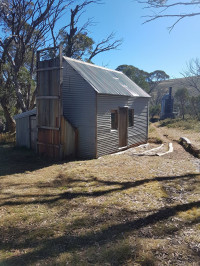 Edmondson Hut, backpacking, Grade 3, 16km
